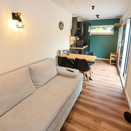 Luxuscontainer Am Nürburgring #1 Adenau