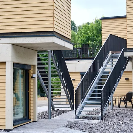 Luxuscontainer Am Nuerburgring #1 * Adenau