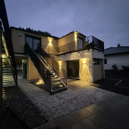 Luxuscontainer Am Nürburgring #1 Adenau