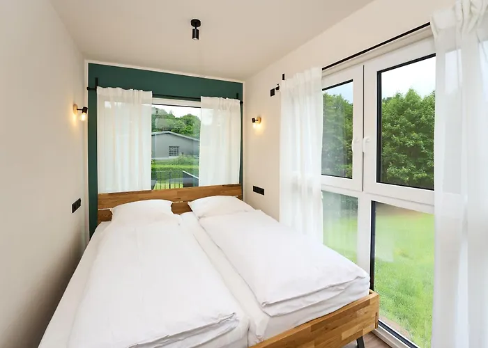 Luxuscontainer Am Nuerburgring #1 Daire Adenau