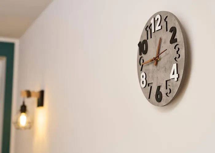 Luxuscontainer Am Nuerburgring #1 Adenau